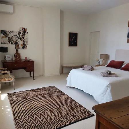 Domaine De Rateau 4* Bayas