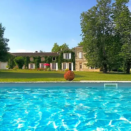 Bed & Breakfast Domaine De Rateau
