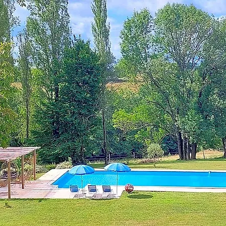 Domaine De Rateau Bed & Breakfast Bayas